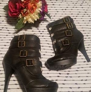 💋QUPID💋Black Multi Buckle Bootie